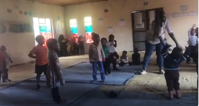 Projeto Missionário na África do Sul- Missionária Jabolane